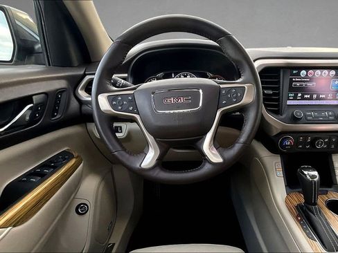 Used 2017 GMC Acadia Denali w/ Technology Package image 10