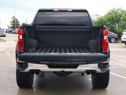 Used 2020 Chevrolet Silverado 1500 LT w/ Texas Edition AWD/4WD image 10