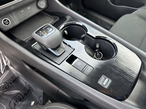 Certified 2023 Nissan Rogue S image 26