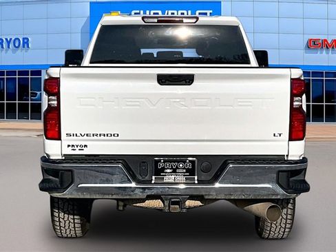 Used 2023 Chevrolet Silverado 2500 LT w/ Convenience Package image 6
