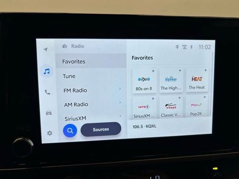 Used 2025 Toyota Camry SE image 31