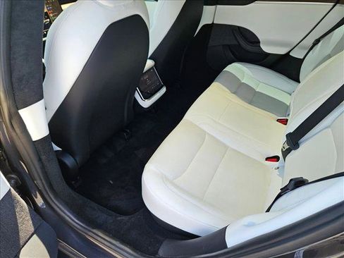 Used 2022 Tesla Model S AWD/4WD image 18