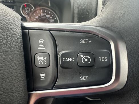 Used 2025 RAM 2500 Big Horn AWD/4WD image 16