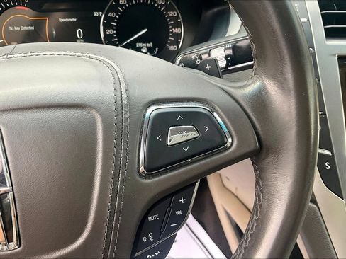 Used 2019 Lincoln MKZ Premiere FWD image 17