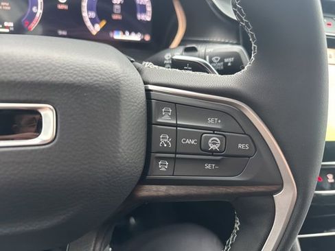 New 2026 Jeep Grand Cherokee L 4WD image 14