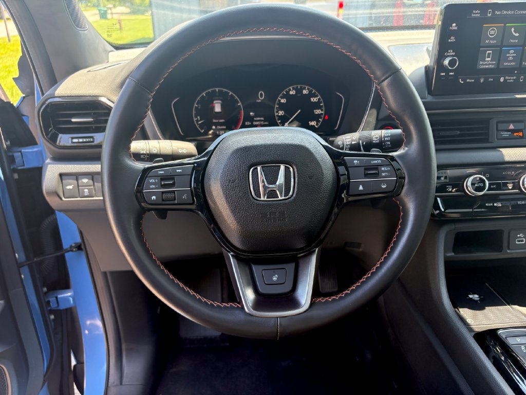 Used 2024 Honda Pilot TrailSport image 13