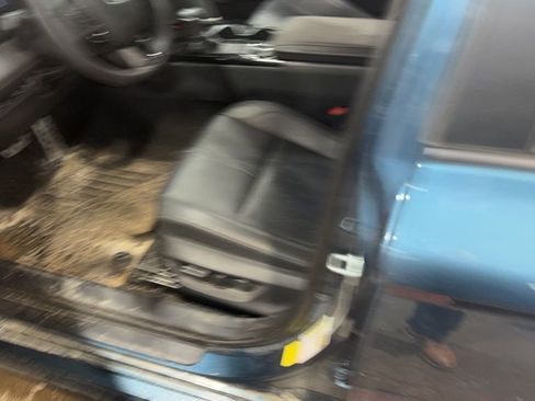 Used 2025 Toyota Camry XSE image 7