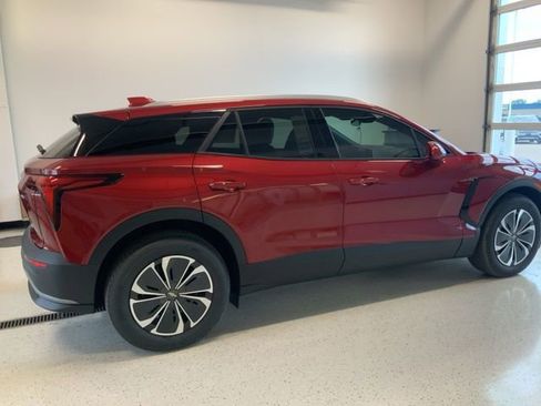 New 2025 Chevrolet Blazer EV LT image 16