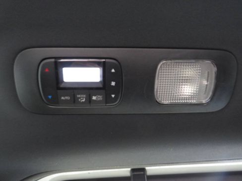 Used 2023 Honda Odyssey Sport image 14