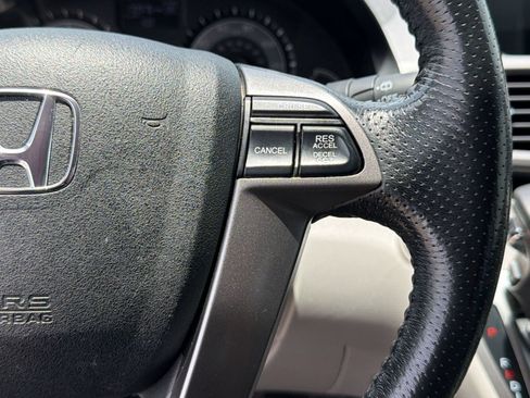 Used 2014 Honda Odyssey EX-L image 27