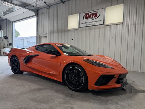 Used 2020 Chevrolet Corvette Stingray Preferred Cpe w/ 2LT Preferred Equipment Group RWD image 1
