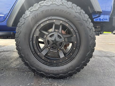 Used 2020 Jeep Wrangler Unlimited Sport S image 22