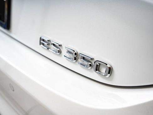 Certified 2025 Lexus ES 350 Ultra Luxury FWD image 16