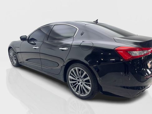 Used 2020 Maserati Ghibli Base image 14