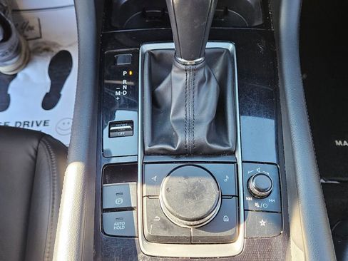 Used 2024 MAZDA MAZDA3 s image 18