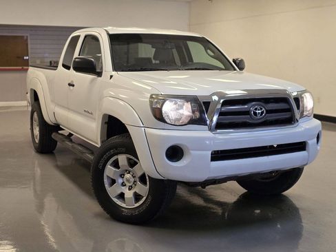 Used 2009 Toyota Tacoma 4x4 Access Cab image 2