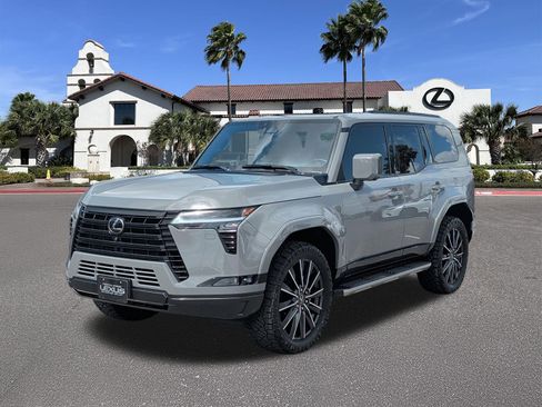 Used 2024 Lexus GX 550 w/ Accessory Package (Z1) AWD/4WD image 5