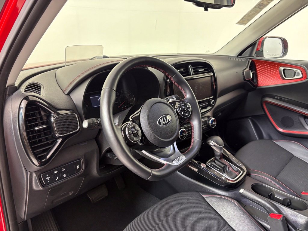 Used 2021 Kia Soul Turbo FWD image 14