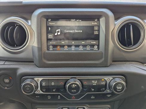 Used 2023 Jeep Wrangler Unlimited Sport AWD/4WD image 14