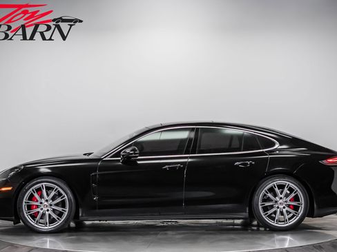 Used 2022 Porsche Panamera 4S AWD/4WD image 2