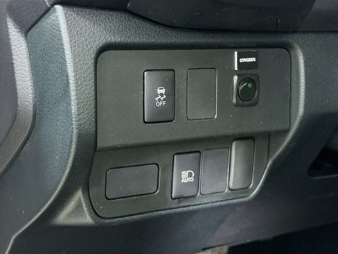Used 2022 Toyota Tacoma SR AWD/4WD image 20