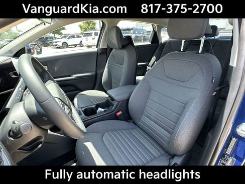 Certified 2025 Kia K4 EX FWD image 15