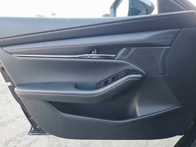 New 2026 MAZDA MAZDA3 Carbon AWD/4WD image 31