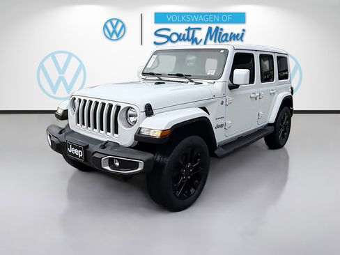 Used 2022 Jeep Wrangler Unlimited Sahara w/ Cold Weather Group image 3