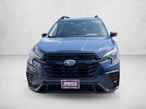 Used 2023 Subaru Ascent Onyx Edition AWD/4WD image 2
