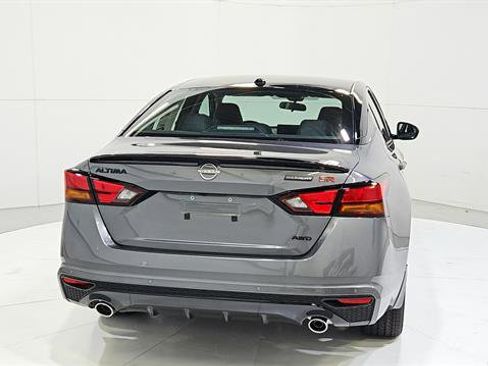 New 2026 Nissan Altima 2.5 SR AWD/4WD image 7