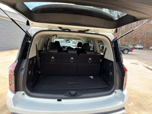 New 2026 Nissan Armada SV image 25