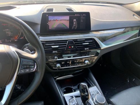 Used 2020 BMW 540i w/ Premium Package RWD image 7