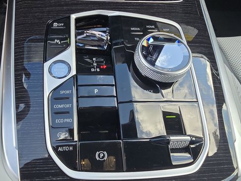 New 2026 BMW X7 xDrive40i w/ M Sport Package image 23