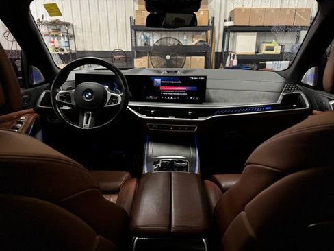 Certified 2024 BMW X7 M60i w/ Executive Package image 28