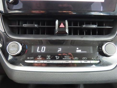 Used 2024 Toyota Corolla LE FWD image 26