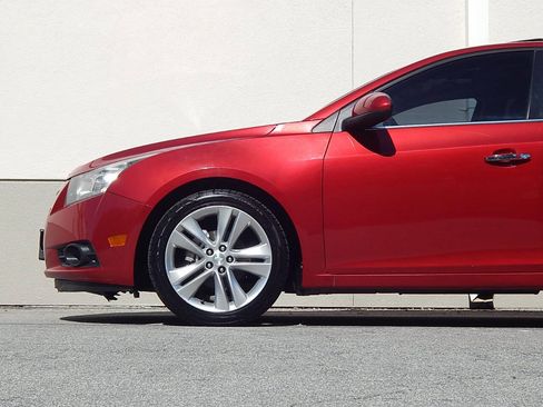 Used 2012 Chevrolet Cruze LTZ FWD image 10