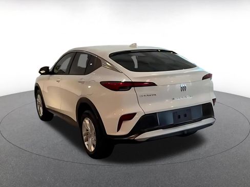 Used 2025 Buick Envista Preferred FWD image 6