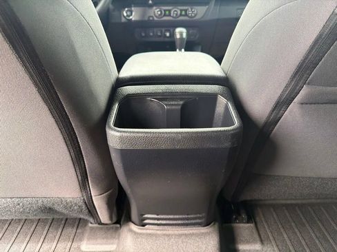 Used 2019 Toyota Tacoma TRD Sport w/ Technology Package RWD image 19