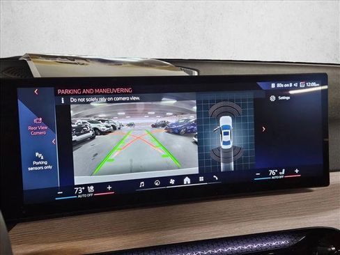 Certified 2025 BMW 330i Sedan w/ Convenience Package image 15