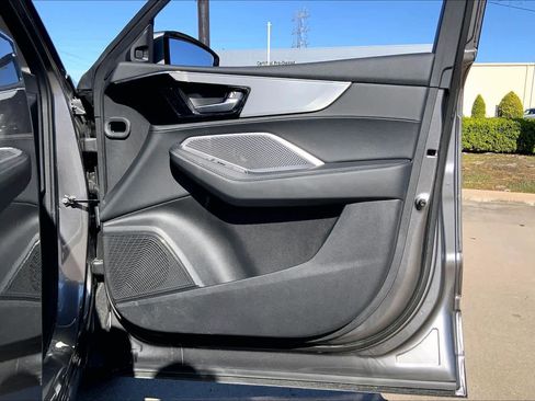 Certified 2026 Acura MDX FWD image 22