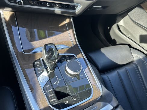 Used 2019 BMW X5 xDrive40i w/ Premium Package 2 image 19