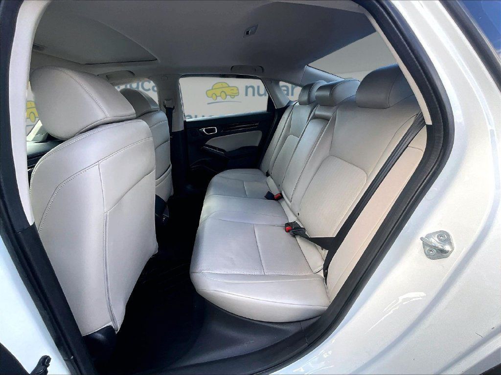 Used 2022 Honda Civic Touring image 15