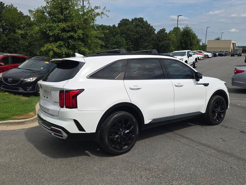 Used 2021 Kia Sorento SX AWD/4WD image 3