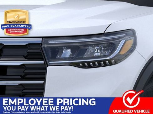 New 2026 Ford Explorer Active w/ Active Comfort Package AWD/4WD image 18