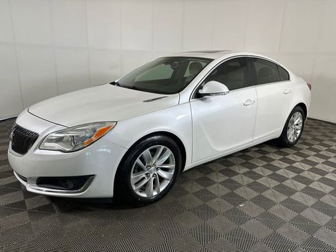 Used 2016 Buick Regal FWD image 6