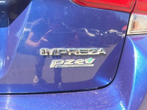 Used 2017 Subaru Impreza 2.0i Premium AWD/4WD image 26
