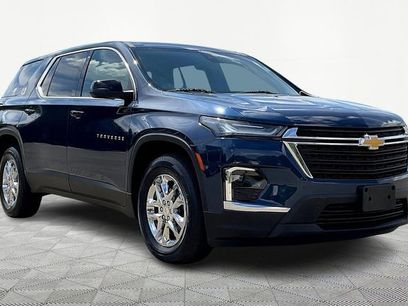 Used 2022 Chevrolet Traverse LS