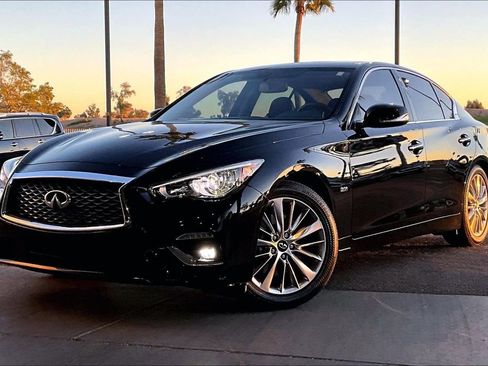 Used 2019 INFINITI Q50 Luxe image 1