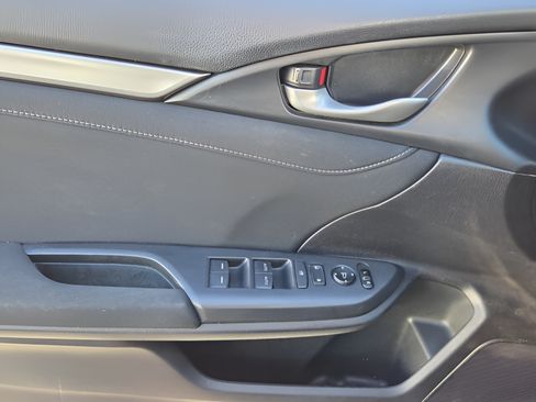 Used 2019 Honda Civic EX image 28