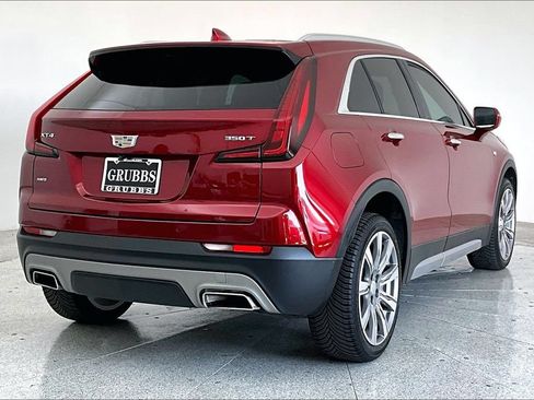 Used 2021 Cadillac XT4 Premium Luxury AWD/4WD image 2